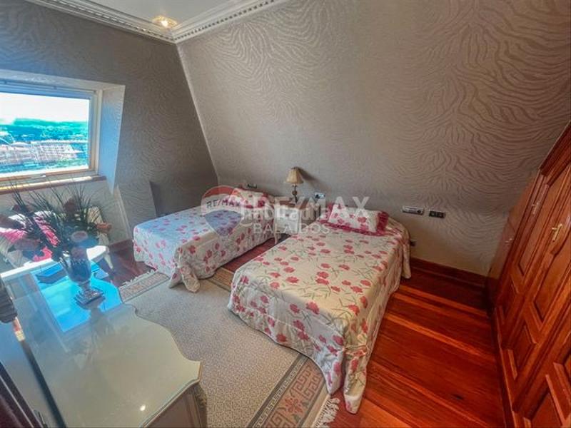 Foto 0f71a183-a06e-49d4-85a0-73a981427fe2. Dúplex exclusivo duplex con terraza de 200 m2. con vistas al mar en Vigo