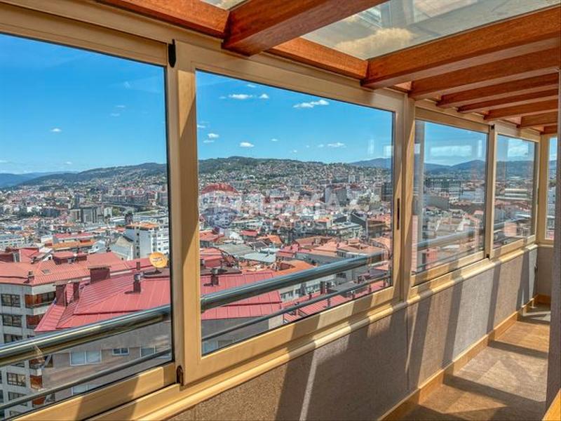 Foto bc5b0d08-2e1b-4851-9127-99d36143ee03. Dúplex exclusivo duplex con terraza de 200 m2. con vistas al mar en Vigo