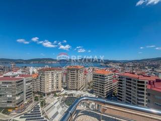 Dúplex  Rúa de bolivia. Exclusivo duplex con terraza de 200 m2. con vistas al mar
