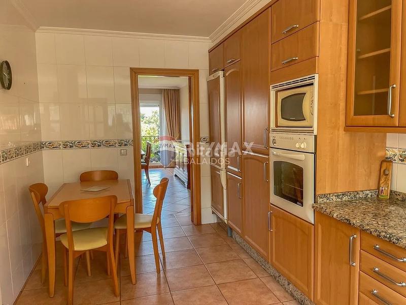 Foto 8eed93a6-5189-4725-b09f-82fd3031adfc. Casa aparellada amb calefacció aparcament a Sanxenxo pueblo Sanxenxo