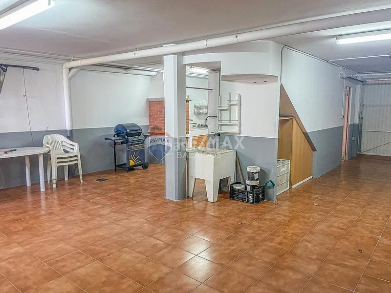 Foto e9b9335f-3ac0-49b4-9342-c0bf5c6fc7c5. Casa pareada en Sanxenxo pueblo Sanxenxo