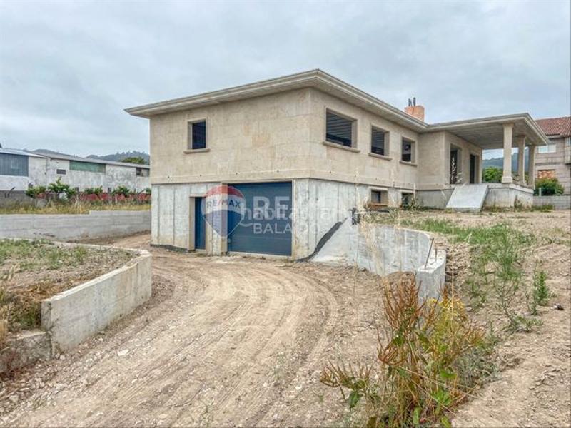 Foto 9f72e45a-56e3-4507-9231-86f3b1725b13. Casa amb aparcament a Nigrán centro Nigrán