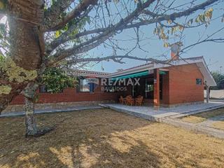 Casa  Lugar carregal de abaixo. # zona carregal de abaixo tomiño# #casa+#nave#+ #piscina #climat