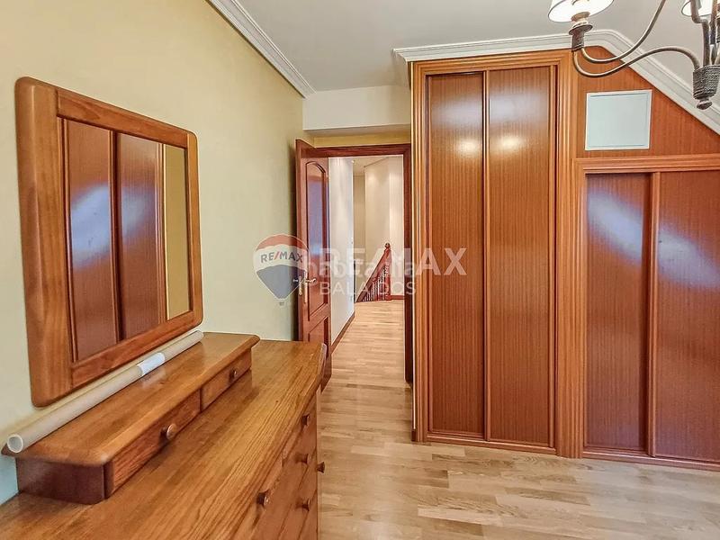 Foto d77f75d0-3d0b-4bce-88f7-e1c82ca64cc1. Dúplex amb calefacció aparcament a Alcabre Vigo