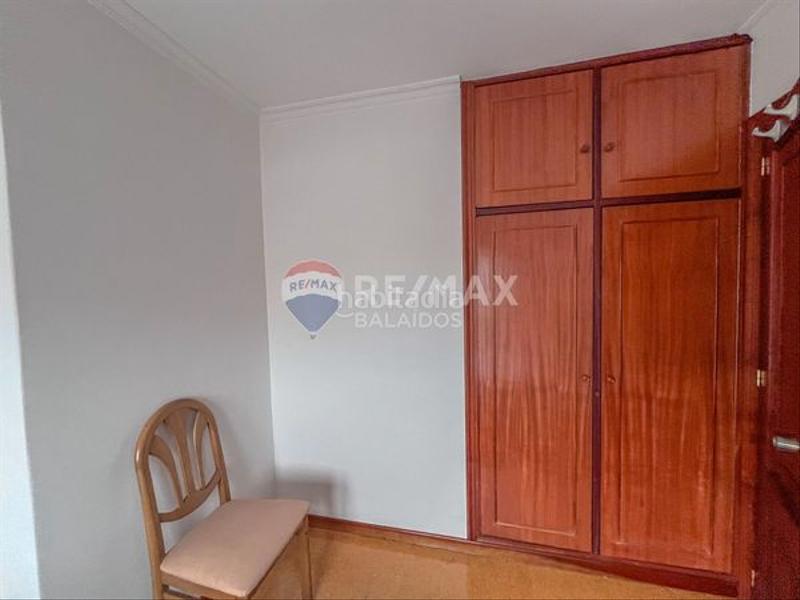 Foto c54f66f4-71ef-47cb-a717-bbc6bb69b149. Casa adosada en rúa milladas 42 en Lavadores Vigo