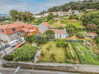 Chalet  Camiño de ribadavia. Ideal varias familias..casa con tres viviendas independientes