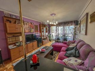 Appartement à Avenida do alcalde portanet 28. Muy cerca del parque de castrelos