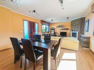 Casa a Tui. Impecable chalet en tui ...muy cerca de vigo