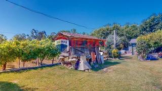 Casa a Salvaterra de Miño. Casa con finca y viñas