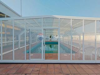 Casa  N/a. Casa+piscina+gimnacio+pista de tenis+jardín+naves