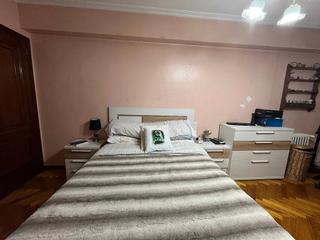 Piso  Praza de isabel a católica. Muy céntrico