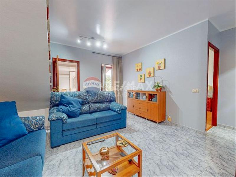 Foto 079e234e-66c1-47d9-b111-f4cb7de0fb35. Casa a schiera con riscaldamento parcheggio in Sardoma - Castrelos Vigo