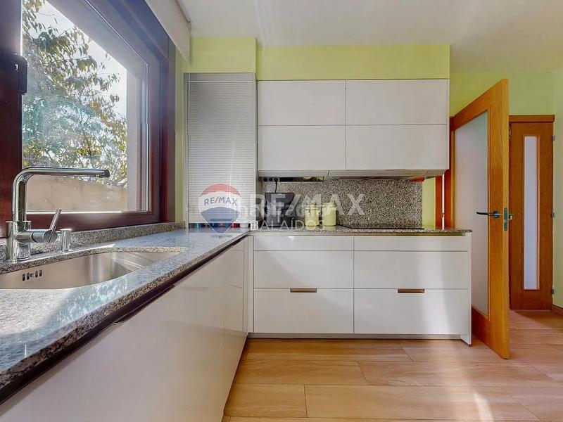 Foto af8b89f9-6031-4ce5-b212-a24116416642. Chalet with heating parking pool in Valadares - Beade Vigo