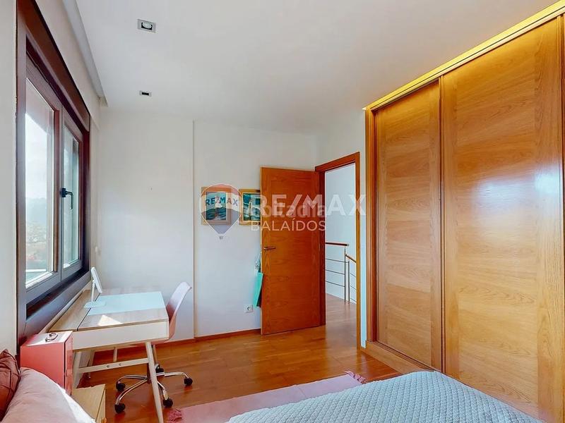 Foto 20464c69-a6d5-4f57-a349-0a755efe365b. Chalet avec chauffage parking piscine dans Valadares - Beade Vigo