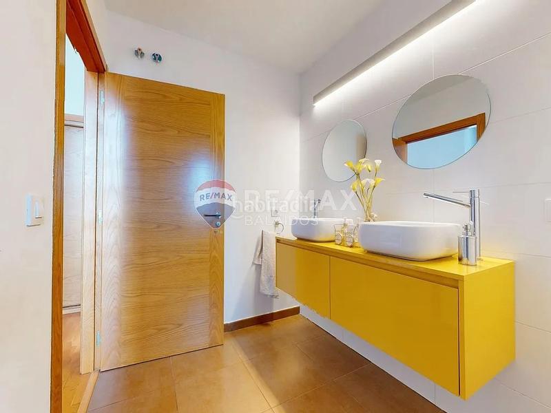 Foto 5574a800-b2f4-494e-a051-dac96d5bfd7d. Chalet avec chauffage parking piscine dans Valadares - Beade Vigo