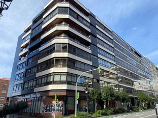 Pis  Avenida das camelias. A metros de plaza independencia  con fachada y tejado renovados