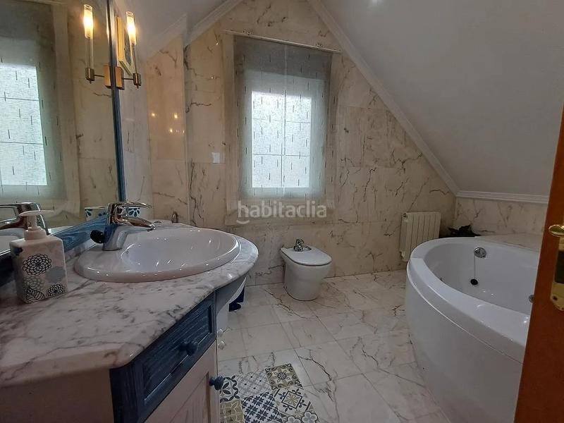 Foto d08eae12-11a6-41fe-a6a7-e502874fb0af. Chalet avec chauffage parking dans Alcabre Vigo