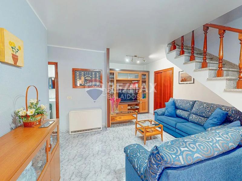 Foto 620aa9ff-7167-437d-bb98-499ce7ba0112. Casa con riscaldamento parcheggio in Sardoma - Castrelos Vigo