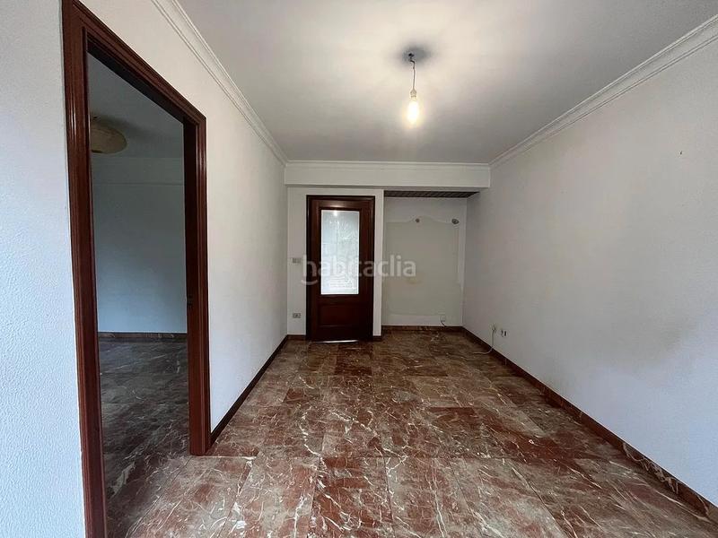 Foto 2b3b18a7-9d44-4b9d-bc54-bd8638d009f2. Casa aparellada amb aparcament a Valadares - Beade Vigo