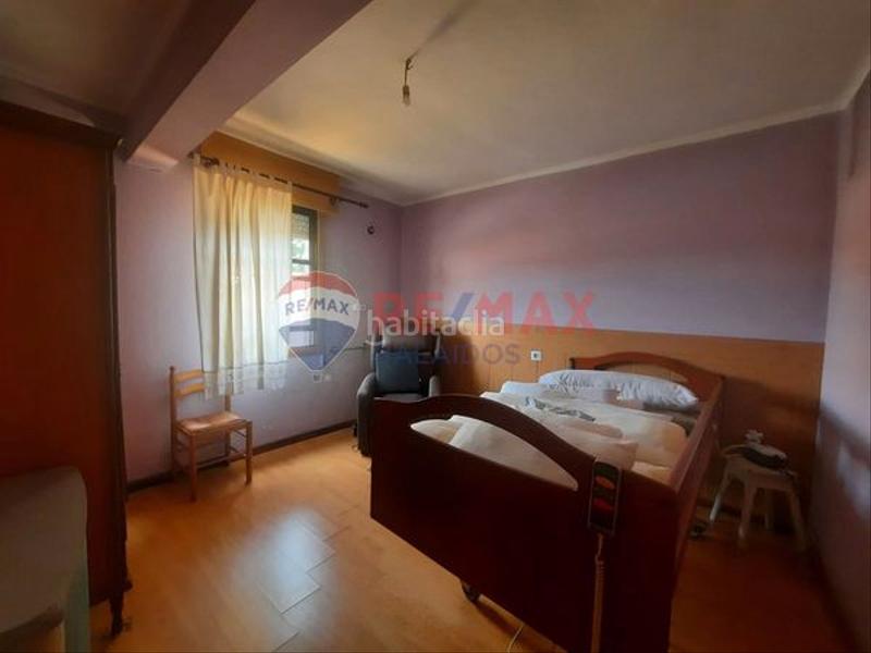 Foto b55406eb-6a31-40be-a444-cfc22d6bf7ed. Maison avec parking dans Valadares - Beade Vigo