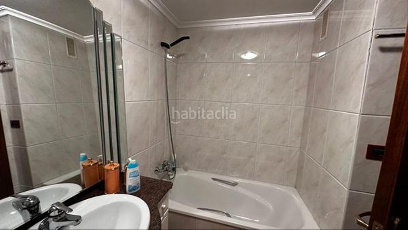 Foto a41c2901-e0fd-421f-b60d-f365bcfa0f2b. Appartamento con riscaldamento parcheggio in Plaza de la industria Vigo