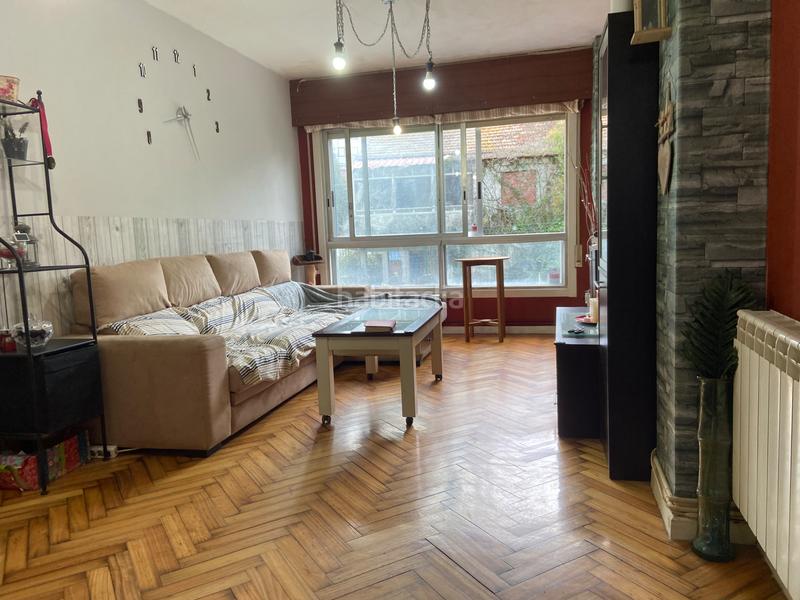 Foto 91496cc7-c8d3-4c99-a3a7-d17e42b3018d. Pis a rúa tomás a. alonso 21 a Plaza de la industria Vigo