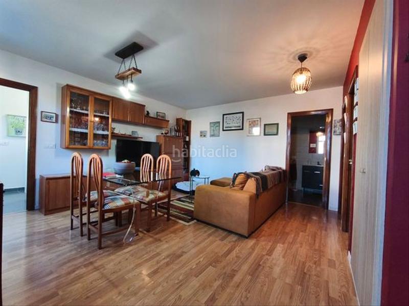 Foto 47900a14-e1a1-4a0e-8f98-c76b4344bb6c. House with heating parking in Valadares - Beade Vigo