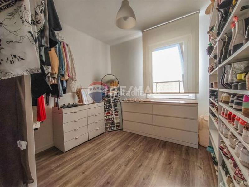 Foto c9303a7a-b7f8-46e8-8ebd-0611fdcf11bc. Maison avec chauffage parking dans Valadares - Beade Vigo