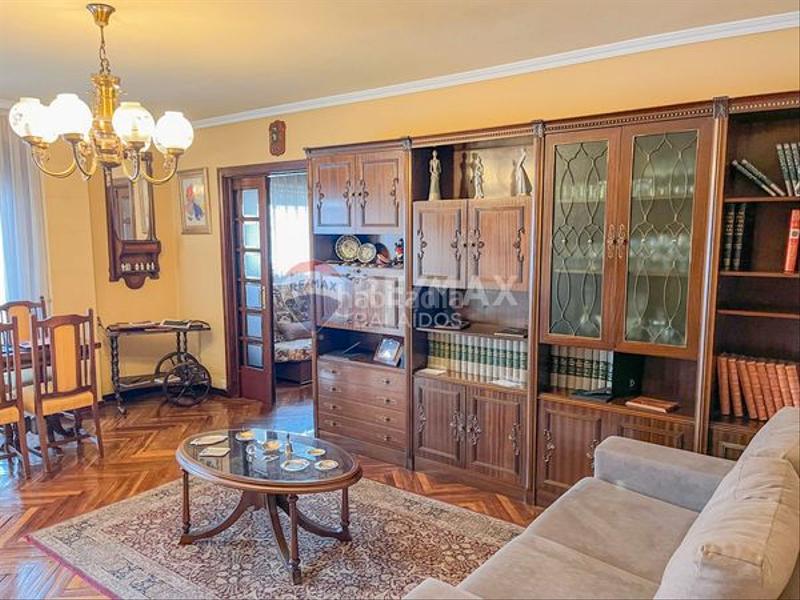 Foto 5c49b546-d302-4891-9b17-153b6a2319fa. Etagenwohnung mit heizung parking in Camelias - Pi y Margall Vigo