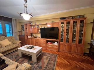 Pis  Praza de isabel a católica