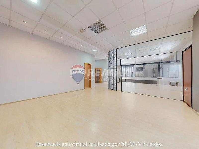 Foto 2bfce32d-dd92-481b-b8d2-37a9b249bbed. Business premise with heating in Comesaña - Matamá Vigo