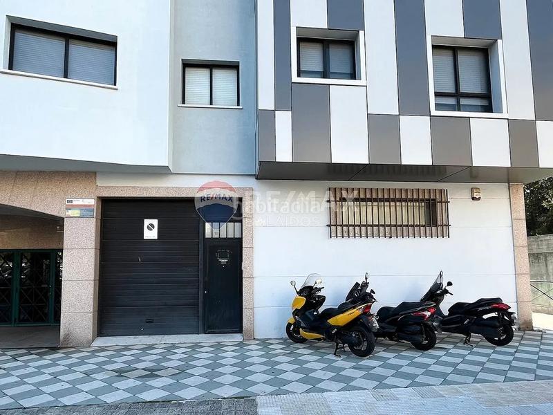 Foto db0677a0-f6d8-472c-abad-60787244e1ce. Business premise with heating in Comesaña - Matamá Vigo