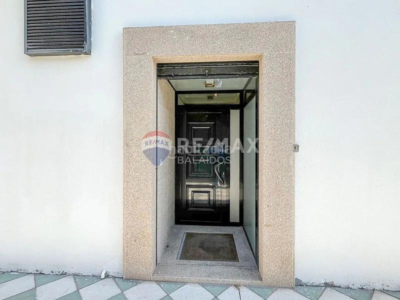 Foto 16dce4eb-3581-4c41-ba9a-75e00a77bbe5. Local comercial en Comesaña - Matamá Vigo