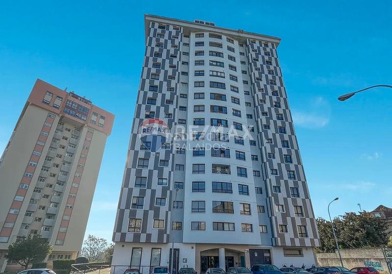 Foto 8976d84d-ec49-4e77-8341-82423853b65f. Local comercial en Comesaña - Matamá Vigo