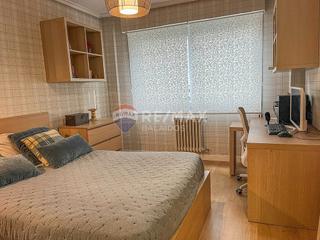 Pis  Rúa do regueiro