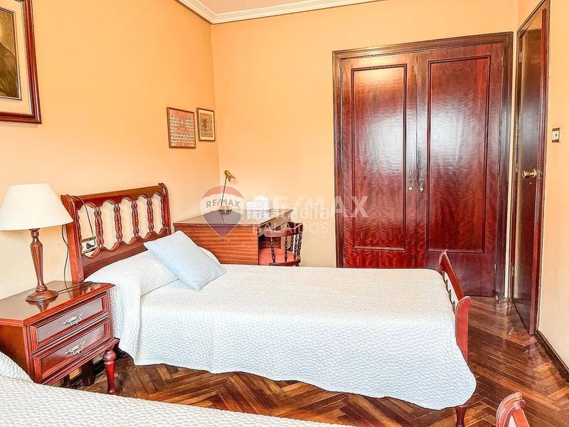 Foto 99bf68d7-39c3-44dc-a836-c032829feb17. Appartamento con riscaldamento parcheggio in Camelias - Pi y Margall Vigo