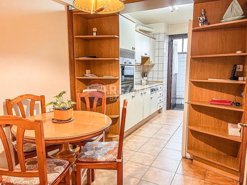 Foto e85d5239-705a-4c25-9a02-bf142b8c0165. Appartamento con riscaldamento parcheggio in Camelias - Pi y Margall Vigo