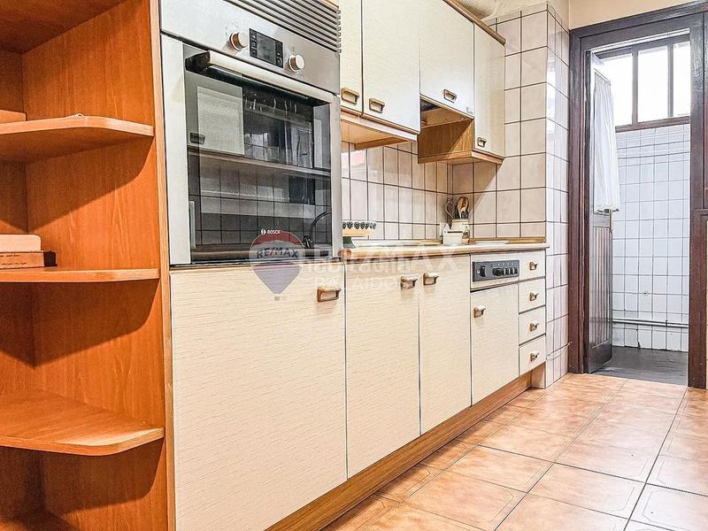 Foto 0c856ca3-5e2a-4b04-99a4-ab1350b49a9b. Flat with heating parking in Camelias - Pi y Margall Vigo