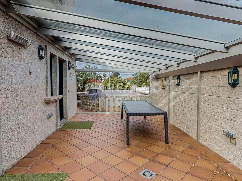 Foto f8712752-3f7c-45c9-aeb7-c2c16088a8bf. Maison avec chauffage parking dans Alcabre Vigo