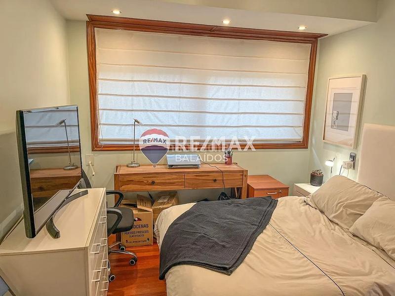 Foto 5bacb2b0-53aa-4798-bcbf-501fdf363591. Piso en O Castro Vigo