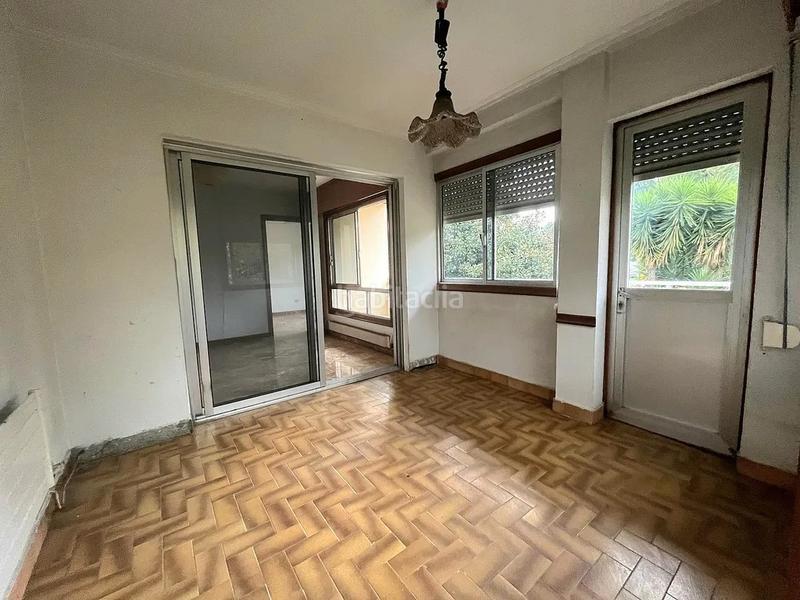 Foto afb06941-1a17-49c6-848e-11670d71e8eb. Casa con parcheggio in Valadares - Beade Vigo