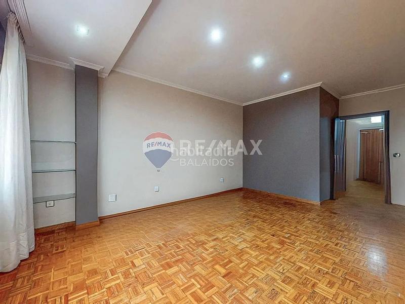 Foto 57d95b8f-79c9-4e1d-9b84-88a1f6fccacf. Etagenwohnung mit heizung parking in A Parda Pontevedra