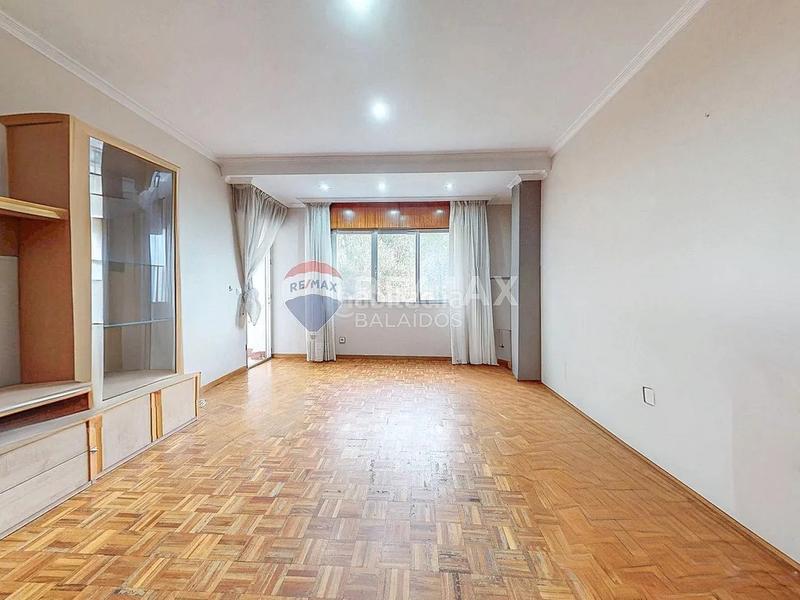 Foto e9fcc2b6-e8c4-4c53-8298-596644b2f7cd. Flat with heating parking in A Parda Pontevedra