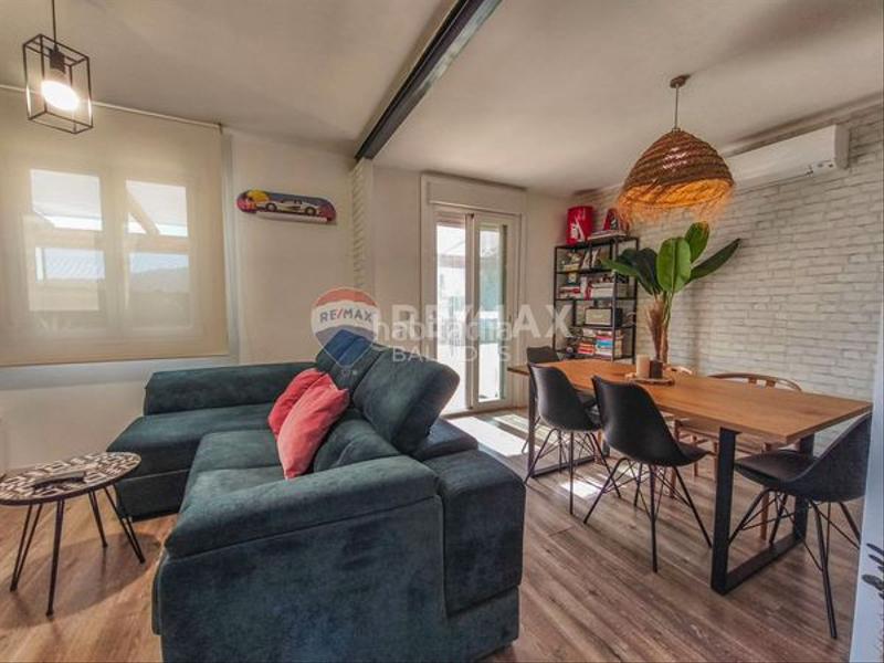 Foto d9574f36-bdcd-406f-bc8c-8a58aa2f7d7c. Chalet mit heizung parking in Valadares - Beade Vigo