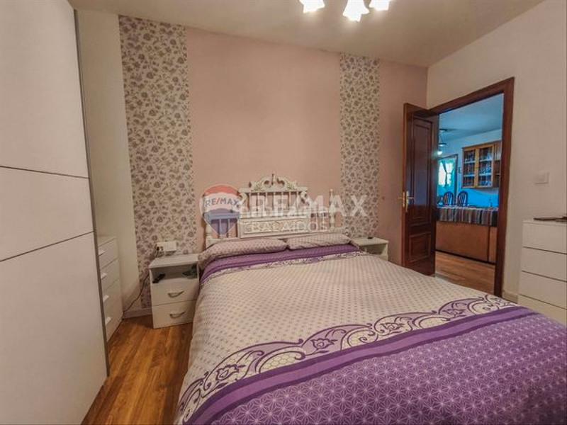 Foto f1ece0bf-587d-49ba-93c9-46335ceae033. Chalet mit heizung parking in Valadares - Beade Vigo