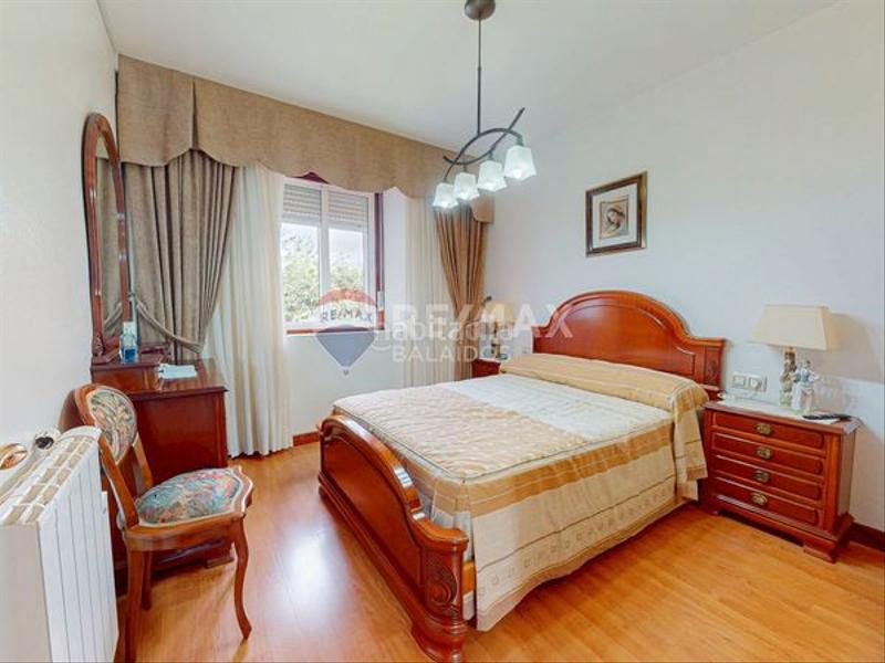 Foto fcb80862-9bfc-4505-b15d-3d100cd4b134. Casa a schiera con riscaldamento parcheggio in Sardoma - Castrelos Vigo