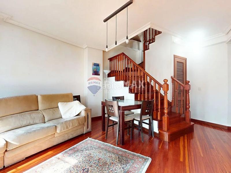 Foto 5816131a-5ee3-4654-8d07-685ba5a4ac30. Appartamento con riscaldamento parcheggio in Casco Vello Vigo