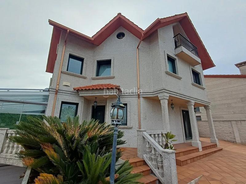 Foto c7b3dc73-2537-4916-a9c8-b4e058594180. Chalet con riscaldamento parcheggio in Alcabre Vigo