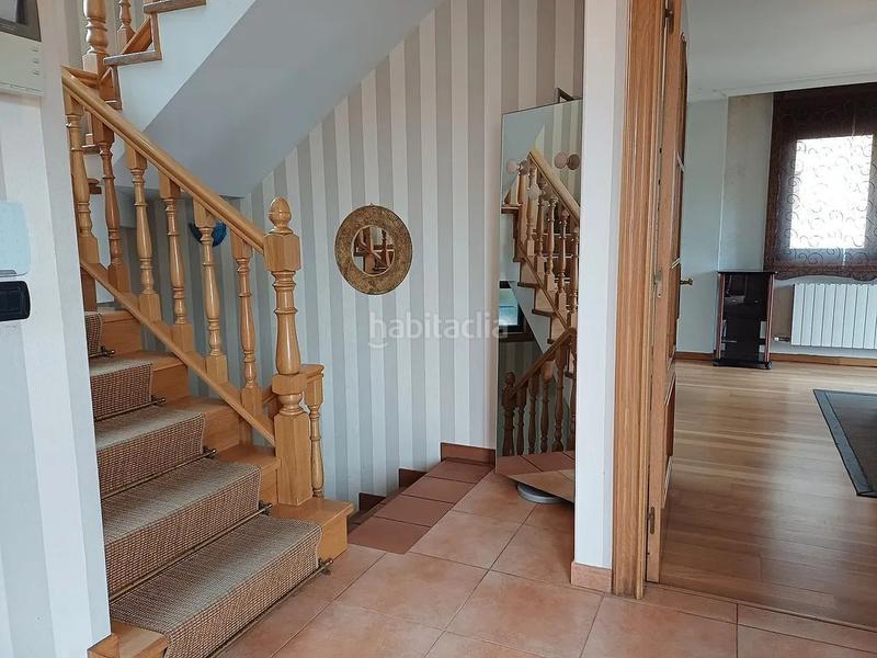 Foto f93cbaa9-3b22-4ee6-be10-98d60b31a684. Chalet con riscaldamento parcheggio in Alcabre Vigo