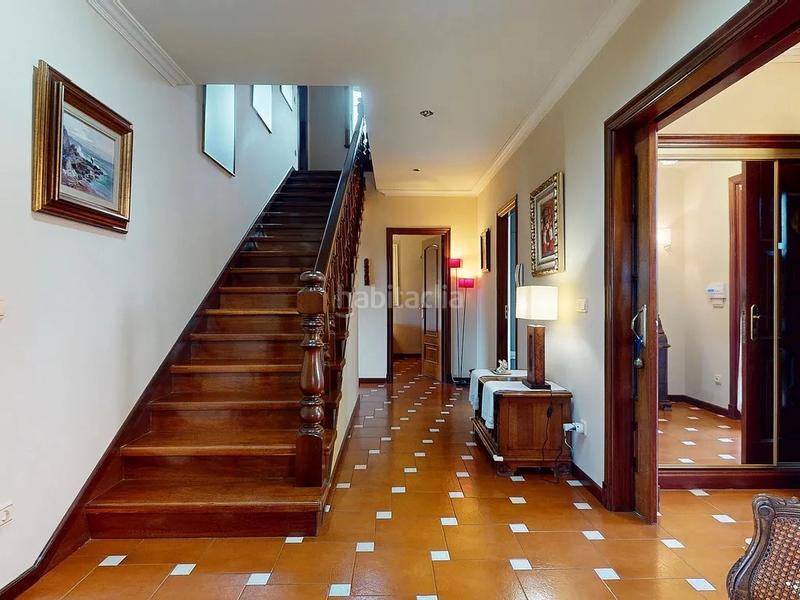 Foto 4b45814f-73e3-4780-8826-b089af54aec9. Chalet avec chauffage parking piscine dans Porriño (O)